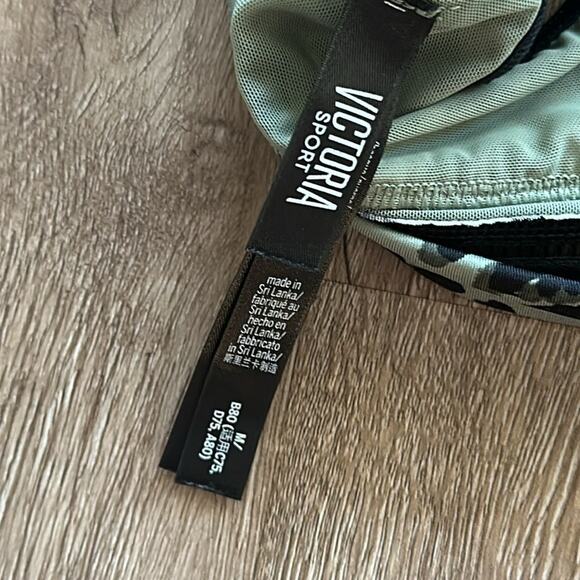 Victoria’s Secret Sport Cheetah Racerback Mesh Sports Bra Medium - Picture 3 of 4